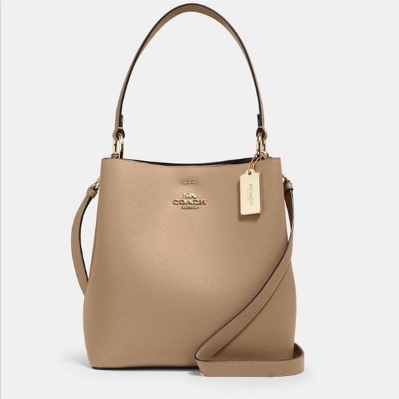 Coach Handbags - NWT Coach leather town taupe oxblood bucket bag